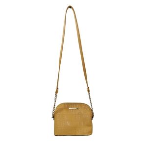 Brand new in perfect condition Steve Madden cross body!